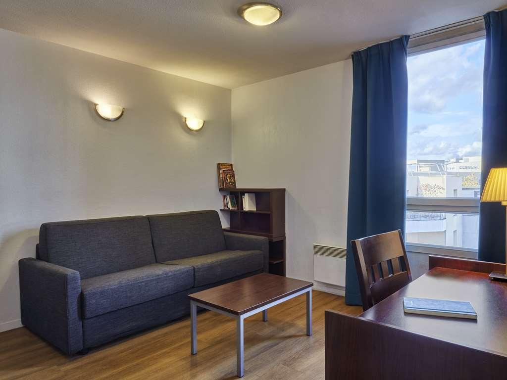 Aparthotel Adagio Access Paris Saint-Denis Pleyel Zimmer foto
